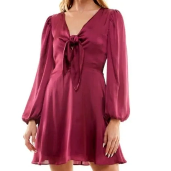 Socialite Burgundy Tie Front Knot Long Sleeve Satin Mini Dress Size M NWT
