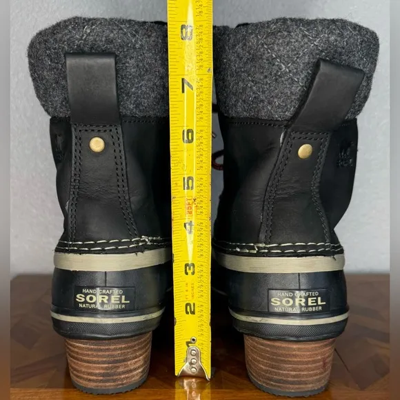 Sorel Slimpack ll lace boot insulated and waterproof 9