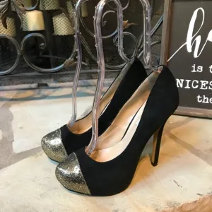 Steve Madden Gold Toe Heels Size 7 1/2