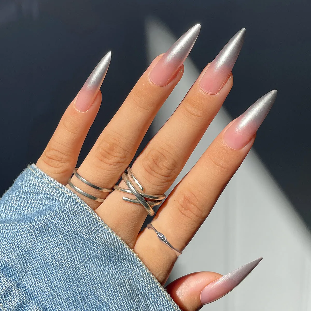 Stiletto gradual pearl
