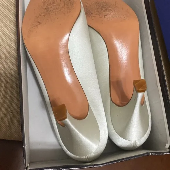 Stuart Weitzman Heels Size 8B