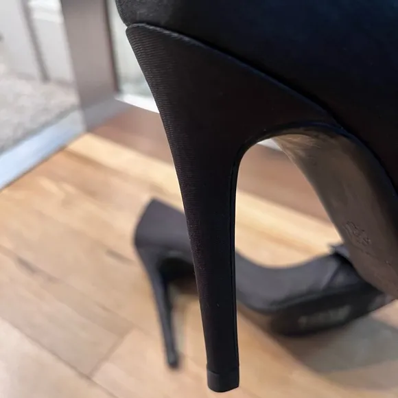 Ted Baker London Hyana Black Satin Bow Heels
