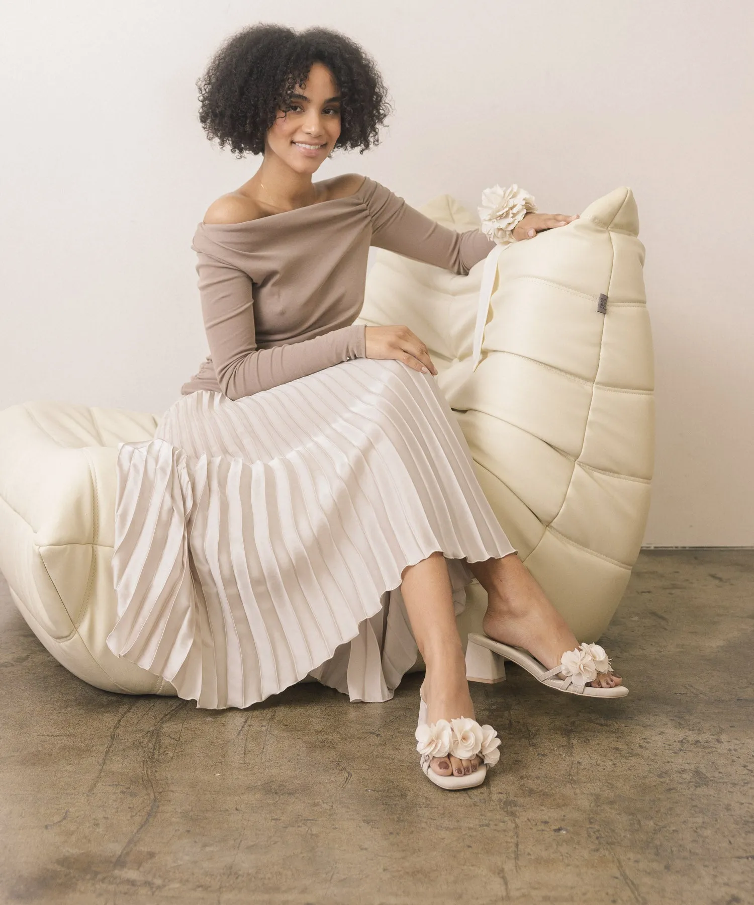 The Noor | Light Grey  Romantic Petal Detail Heels
