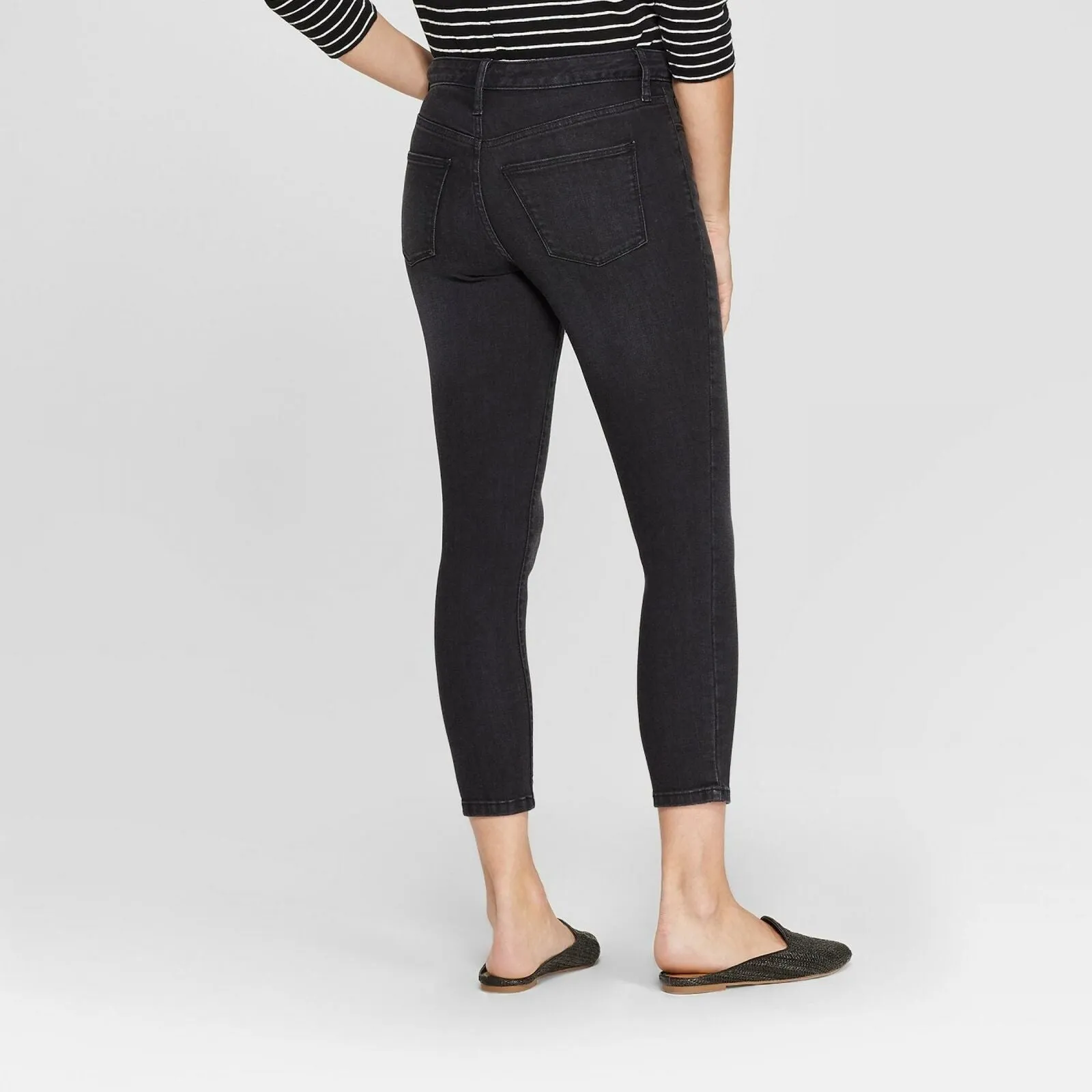 Universal Thread Women's High-Rise Button Fly Skinny Crop Jeans