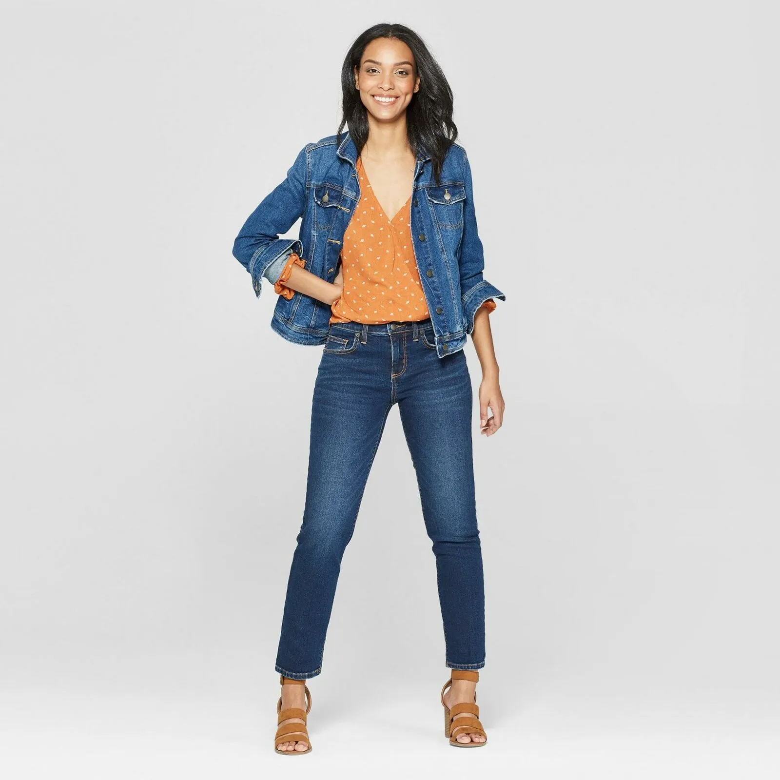 Universal Thread Women's Mid Rise Boyfriend Crop Jeans