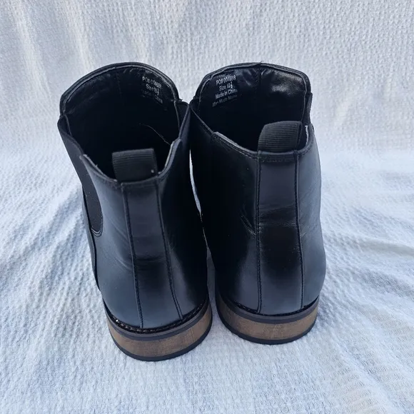 Vance Co Men's Landon Chelsea Boot Black size 10.5 ankle boots