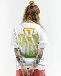 VANS VAULT x ARIES Unisex White Art Trip T-Shirt Size Large $70 NWT